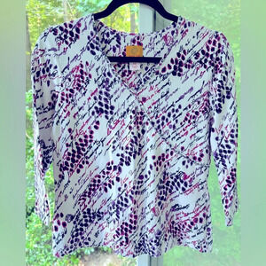 Ruby Rd. Petite medium beaded V-neck to cross over top Graffiti print and design